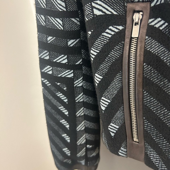 Diane Von Furstenberg 8 wool blend mono c leather trim jacket in great condition - Picture 9 of 16